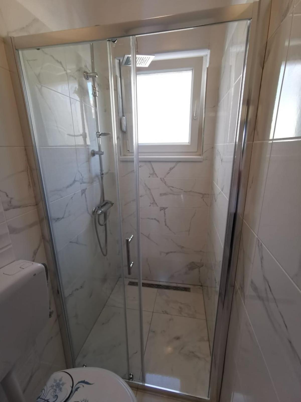 Apartments Mila Kastela Bilik gambar