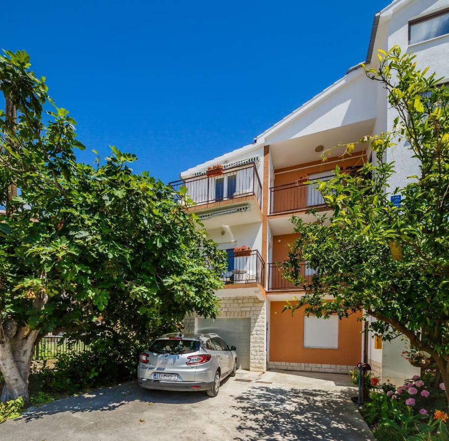 Apartments Mila Kastela Luaran gambar