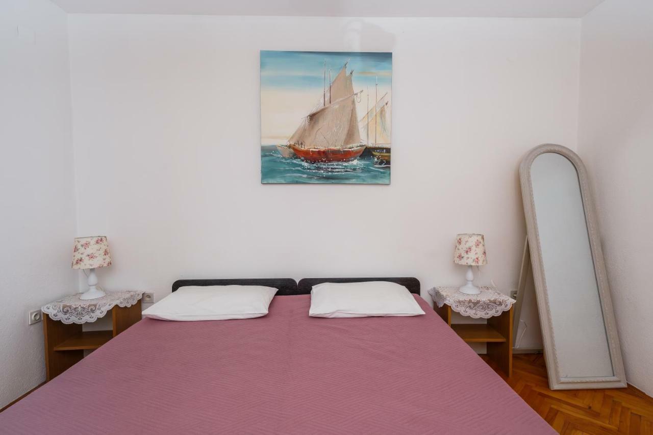 Apartments Mila Kastela Luaran gambar
